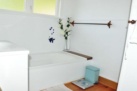 Photo of property in 39 Honore Drive, Linton, Palmerston North, 4472