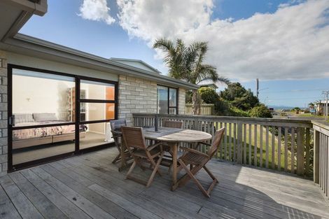 Photo of property in 45 Hanlen Avenue, Waihi Beach, 3611