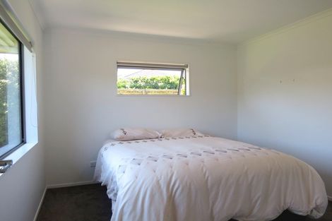 Photo of property in 32 Victoria Street, Coromandel, 3506