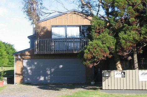 Photo of property in 34 Heperi Street, Waikanae Beach, Waikanae, 5036