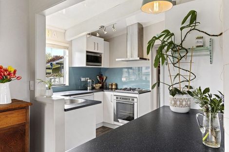 Photo of property in 6 Glengarry Place, Hilltop, Taupo, 3330