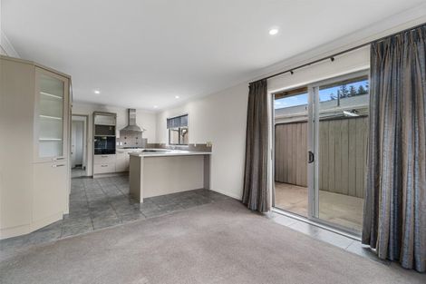 Photo of property in 15a Charlemont Street, Whitiora, Hamilton, 3200