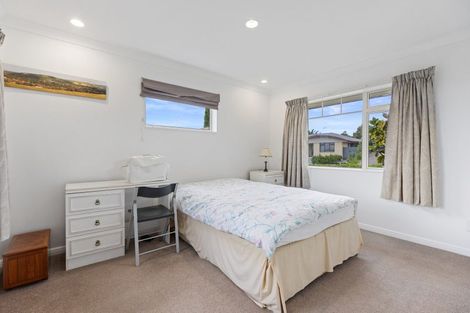 Photo of property in 2 Saint Clements Grove, Bethlehem, Tauranga, 3110