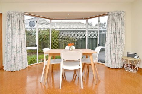 Photo of property in 23a Althorp Place, Avonhead, Christchurch, 8042