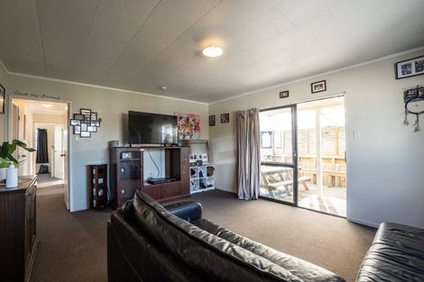 Photo of property in 4 Silkwood Lane, Melville, Hamilton, 3206