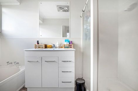 Photo of property in 27e Breckons Avenue, Nawton, Hamilton, 3200