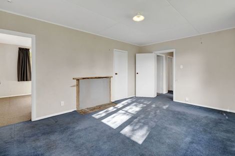 Photo of property in 21 Miro Street, Merrilands, New Plymouth, 4312