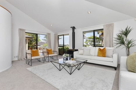 Photo of property in 30 Potts Road, Whitford, Howick, 2571