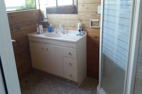 Photo of property in 22 Kurupae Road, Hilltop, Taupo, 3330