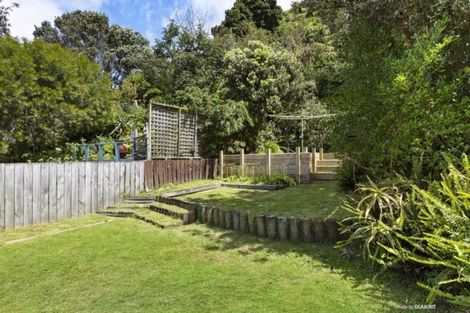 Photo of property in 174 Sutherland Road, Lyall Bay, Wellington, 6022