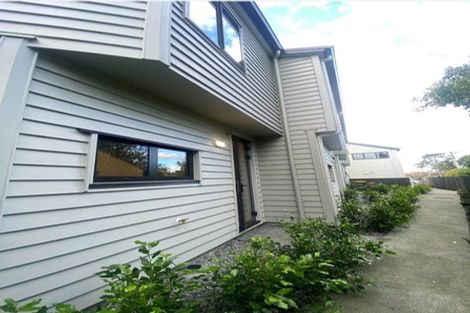 Photo of property in 8/52 Rua Road, Glen Eden, Auckland, 0602