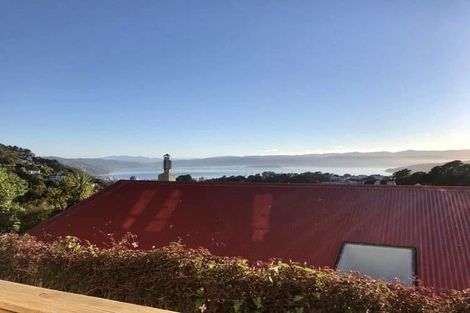 Photo of property in 9 Thorby Street, Northland, Wellington, 6012