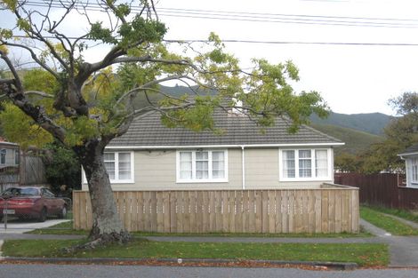 Photo of property in 2/114 Kowhai, Naenae, Lower Hutt, 5011