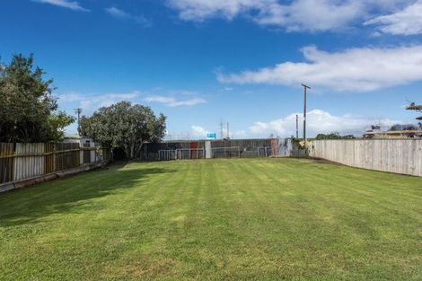 Photo of property in 6 Rimu Street, Edgecumbe, 3120
