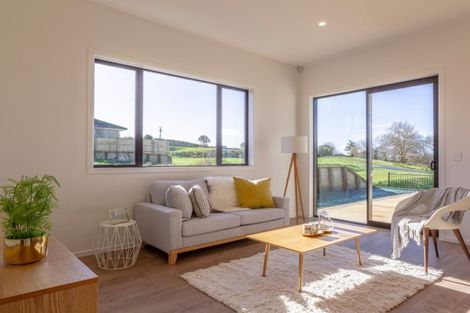 Photo of property in 12 Paiaka Place, Rototuna North, Hamilton, 3210