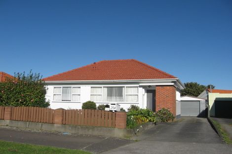 Photo of property in 204 College Street, West End, Palmerston North, 4412