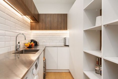 Photo of property in 23 Massey Crescent, St Albans, Christchurch, 8014