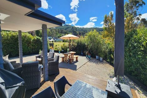 Photo of property in 2 Kahu Close, Kaiteriteri, Motueka, 7197