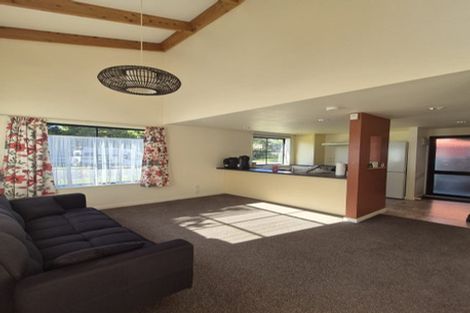 Photo of property in 59 Renown Road, Raumati South, Paraparaumu, 5032