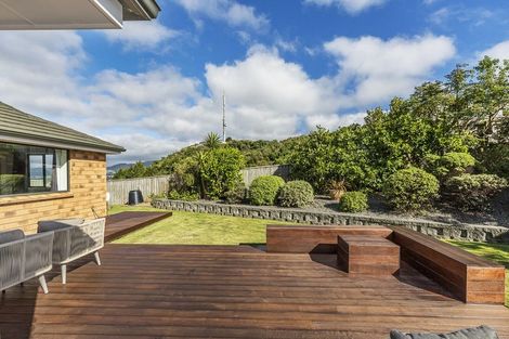 Photo of property in 44 Kahurangi Heights, Aotea, Porirua, 5024