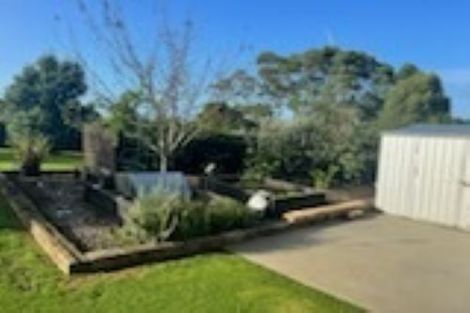 Photo of property in 39 Kendallvale Drive, Waiuku, 2123