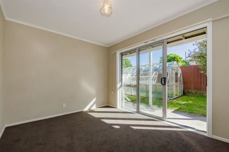 Photo of property in 4 Whyte Street, Paraparaumu Beach, Paraparaumu, 5032