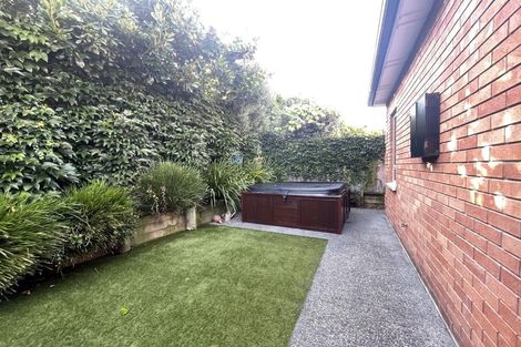 Photo of property in 6 Horizon View Road, Oteha, Auckland, 0632