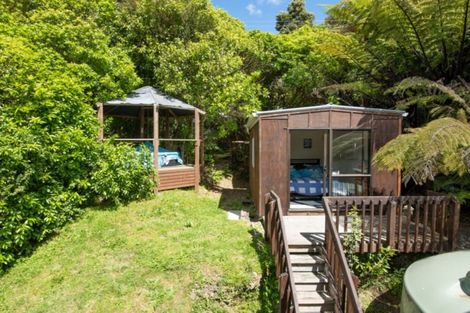 Photo of property in 742 Queen Charlotte Drive, Havelock, Picton, 7281