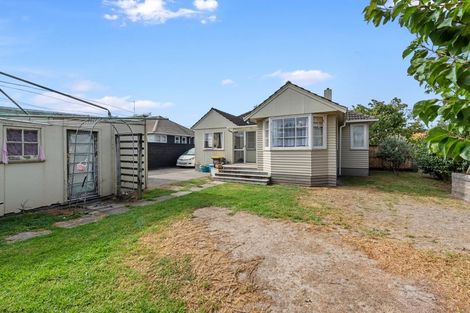 Photo of property in 81 Alfred Street, Fairfield, Hamilton, 3214