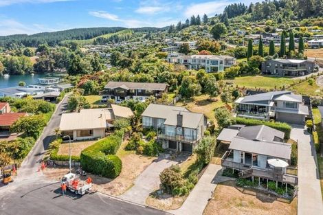 Photo of property in 2/12 Isobel Street, Acacia Bay, Taupo, 3330