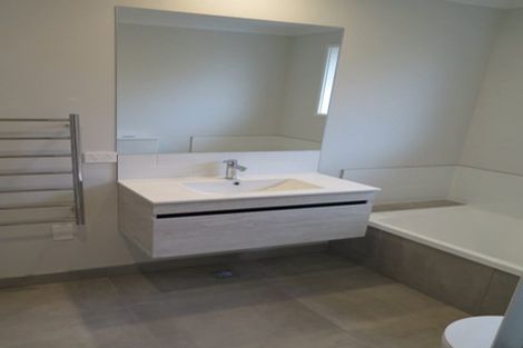 Photo of property in 16 Kahawai Place, Omokoroa, 3114