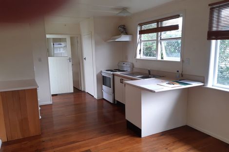 Photo of property in 70 Brandon Street, Featherston, 5710