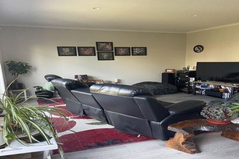 Photo of property in 4 Kerewhenua Crescent, Hobsonville, Auckland, 0616