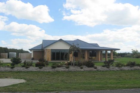 Photo of property in 18 Piako Drive, Darfield, 7571