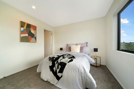 Photo of property in 1/114 Don Buck Road, Massey, Auckland, 0614