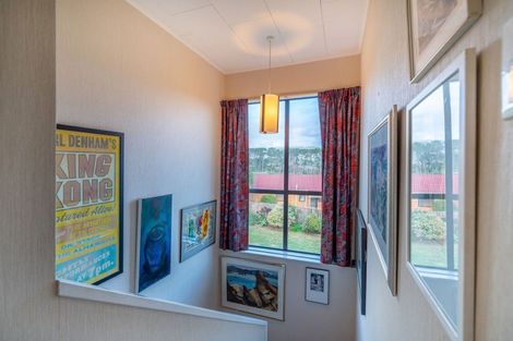 Photo of property in 37 Hicks Crescent, Waikanae Beach, Waikanae, 5036