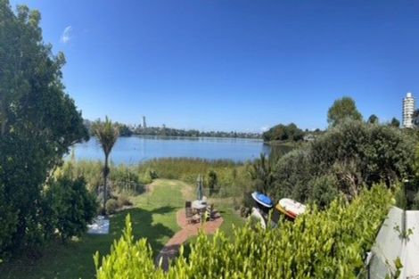 Photo of property in 1/38 Kitchener Road, Milford, Auckland, 0620