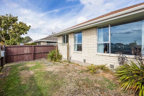 Photo of property in 1/74 Veitches Road, Casebrook, Christchurch, 8051