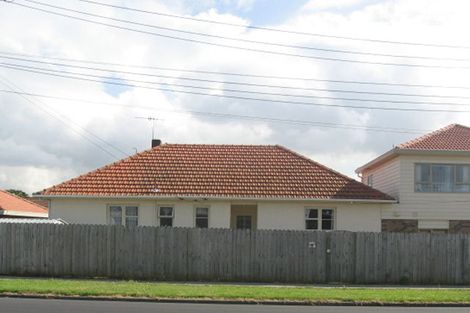 Photo of property in 42a Denbigh Avenue, Mount Roskill, Auckland, 1041