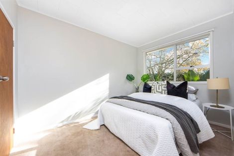 Photo of property in 1 Murillo Place, Henderson, Auckland, 0612