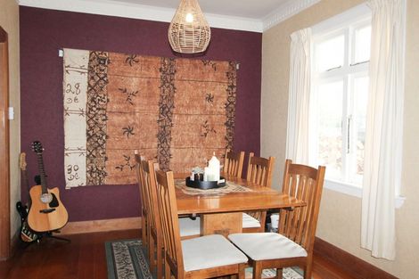 Photo of property in 10 Huxley Street, Pahiatua, 4910