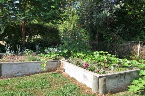 Photo of property in 39 Honore Drive, Linton, Palmerston North, 4472