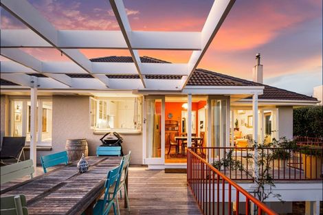 Photo of property in 11 Brighton Terrace, Mairangi Bay, Auckland, 0630