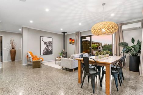 Photo of property in 6 Donelle Place, Te Puke, 3119