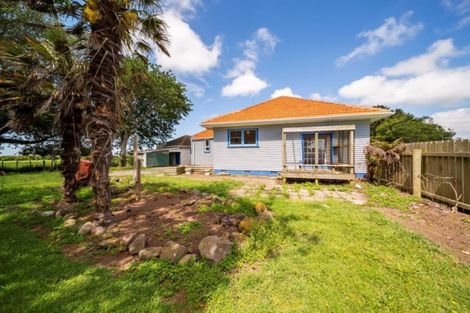 Photo of property in 488 Hastings Road, Matapu, Hawera, 4675