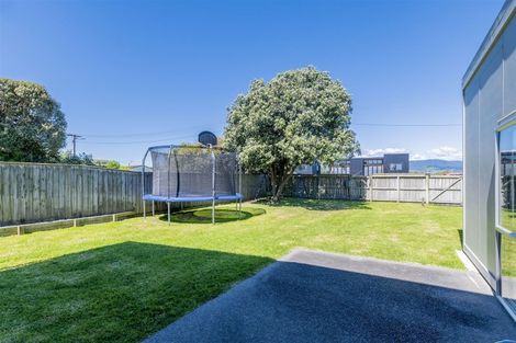 Photo of property in 49 Kapiti Lane, Otaki Beach, Otaki, 5512