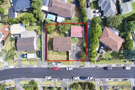 Photo of property in 10 Quincey Place, Massey, Auckland, 0614