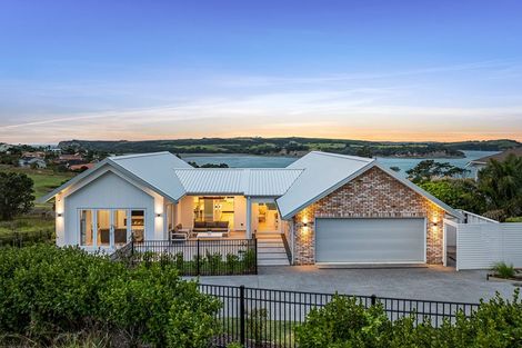 Photo of property in 30 Pacific Cliffs Drive, Gulf Harbour, Whangaparaoa, 0930