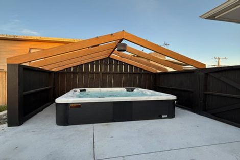 Photo of property in 16 Larnach Street, St Andrews, Hamilton, 3200