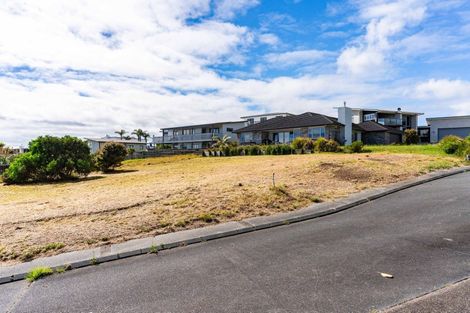 Photo of property in 20 Kihi Place, Ruakaka, 0116